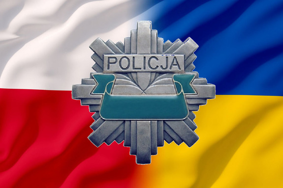 Logo policji na tle flag Ukrainy i Polski