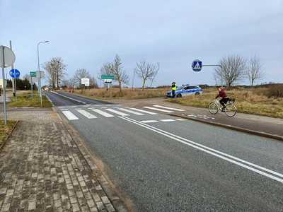 Policjant  rowerzystka