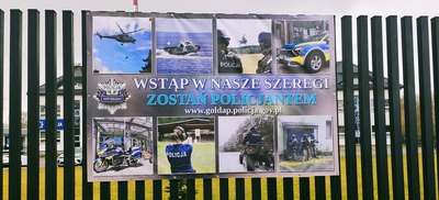 baner zachęcający do wstąpienia w szeregi formacji