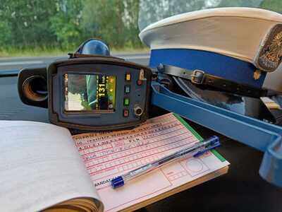 laserowy miernik prędkości